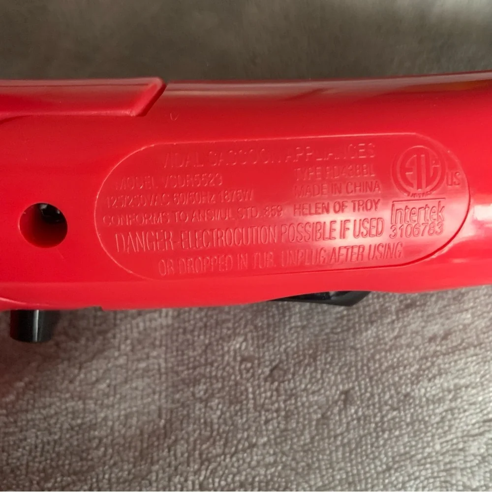 Vidal Sassoon Red/pink Hair Dryer small tiny hair dryer - Picture 4 of 8